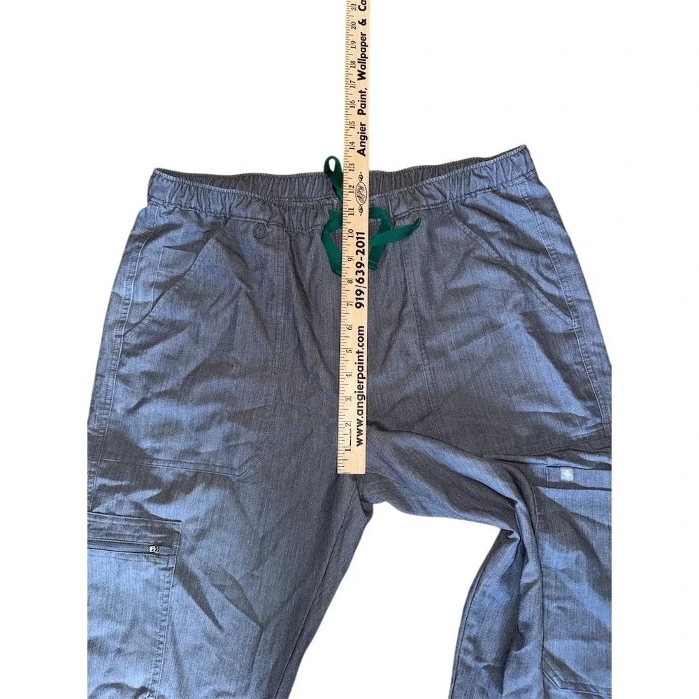 FIGS Technical Collection Men's Scrub Pants Size L Gray Cargo Drawstring‎ zipper
